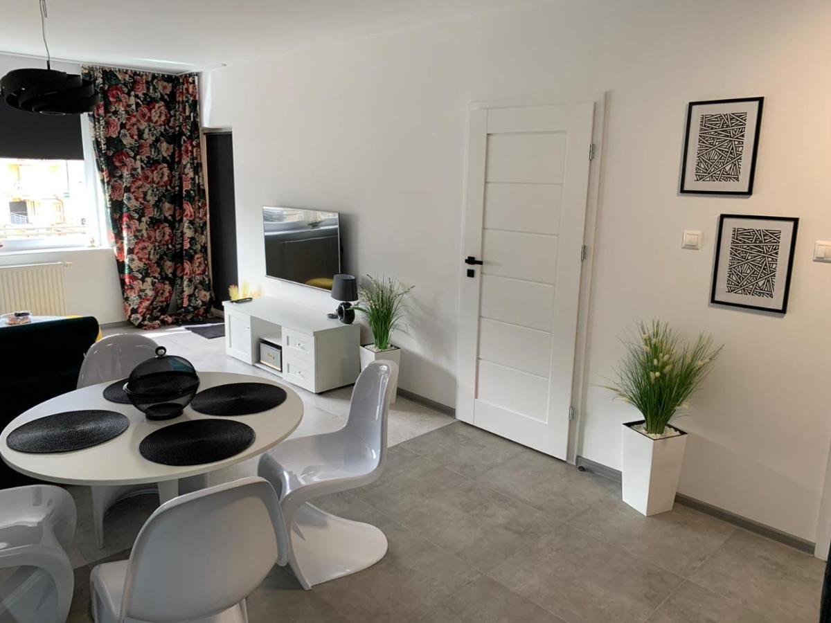 Appartamento Apartament Na Wydmie Ustka Esterno foto